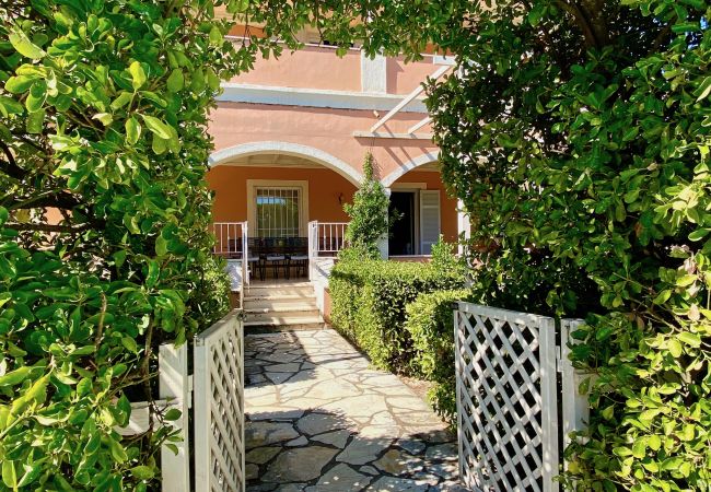 Villa in Kassiopi - Beach Villa Petros with private pool Villa in Kassiopi - Beach Villa Petros with private pool