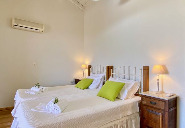 Villa in Kassiopi - Beach Villa Petros with private pool Villa in Kassiopi - Beach Villa Petros with private pool