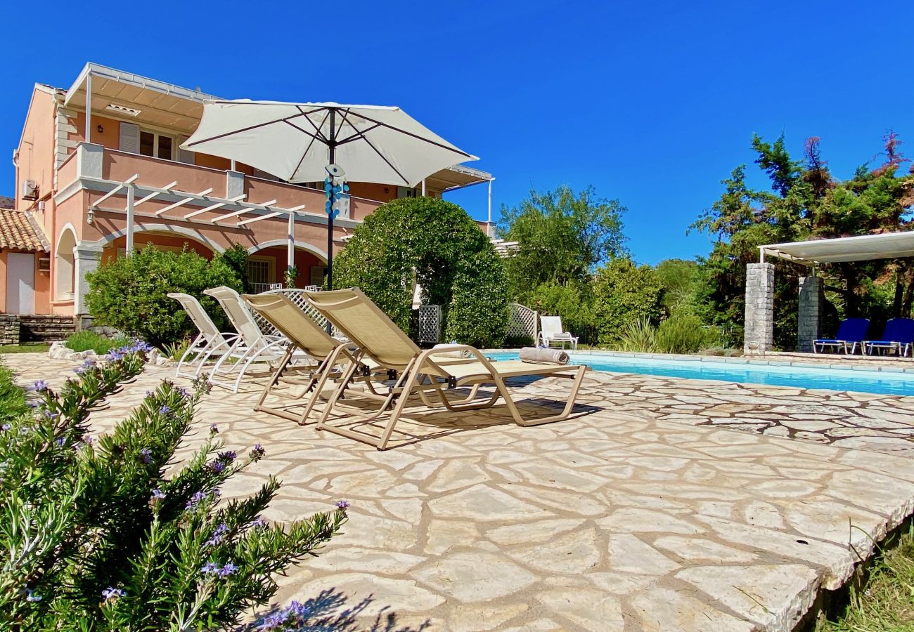 Villa in Kassiopi - Beach Villa Petros with private pool