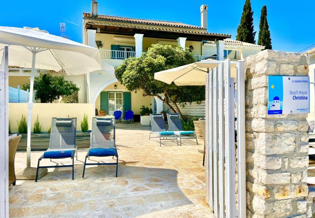 Villa in Kassiopi - Beach House Christina with private heated pool Villa in Kassiopi - Beach House Christina with private heated pool