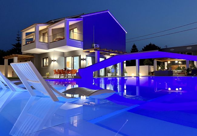 Villa in Sidari - Villa Cielo with private pool in Canal D'Amour Villa in Sidari - Villa Cielo with private pool in Canal D'Amour