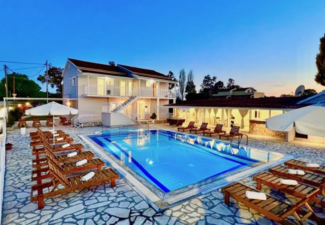 Villa/Dettached house in Sidari - Sidari Beach Villa with private pool