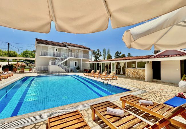 Villa in Sidari - Sidari Beach Villa with private pool Villa in Sidari - Sidari Beach Villa with private pool