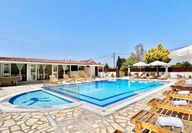 Villa in Sidari - Sidari Beach Villa with private pool Villa in Sidari - Sidari Beach Villa with private pool