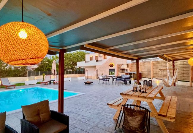Villa in Sidari - Beach Villa Verano with private pool Villa in Sidari - Beach Villa Verano with private pool