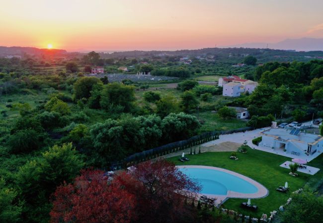 Villa in Roda - Villa Dafni with private pool Villa in Roda - Villa Dafni with private pool