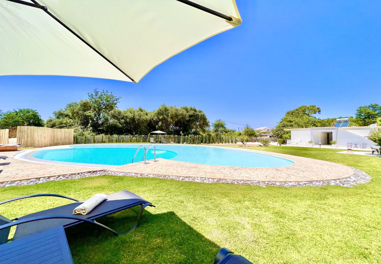 Villa in Roda - Villa Dafni with private pool