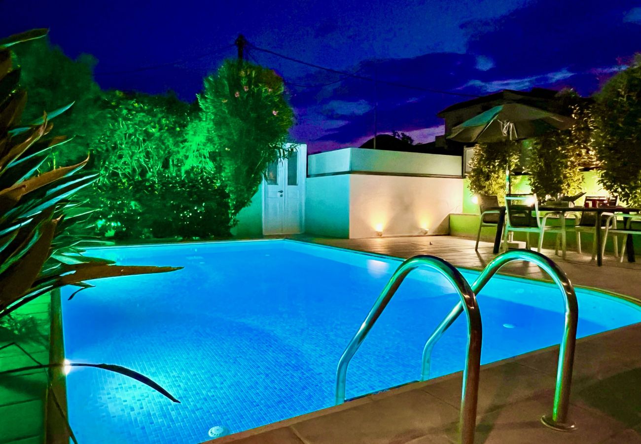 Villa in Nidri - Villa Torre Marina in Nydri with private pool