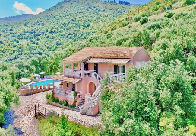 Villa in Kassiopi - Beach Villa Thespina with private pool Villa in Kassiopi - Beach Villa Thespina with private pool