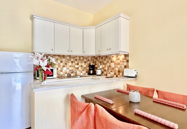 Villa in Kassiopi - Beach Villa Thespina with private pool Villa in Kassiopi - Beach Villa Thespina with private pool