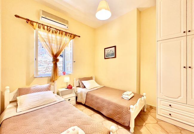 Villa in Kassiopi - Beach Villa Thespina with private pool Villa in Kassiopi - Beach Villa Thespina with private pool