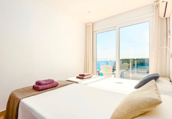 Villa in Calan Porter - Seafront Villa Bellavista with private heated pool Villa in Calan Porter - Seafront Villa Bellavista with private heated pool