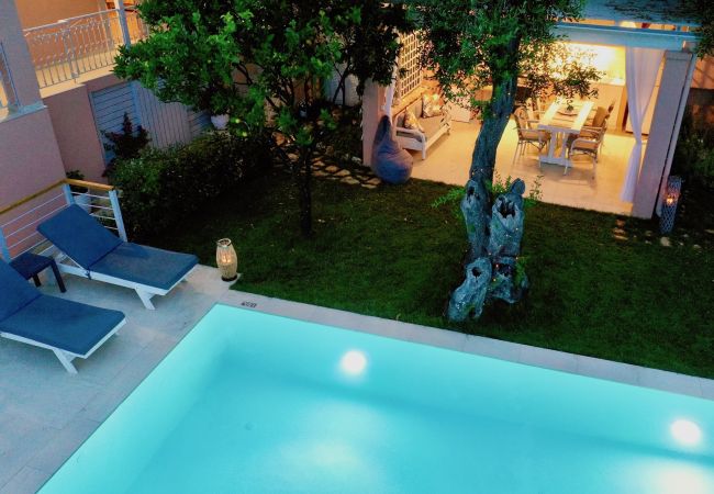 Villa in Spartylas - Luxury Villa Evmaria with private pool Villa in Spartylas - Luxury Villa Evmaria with private pool