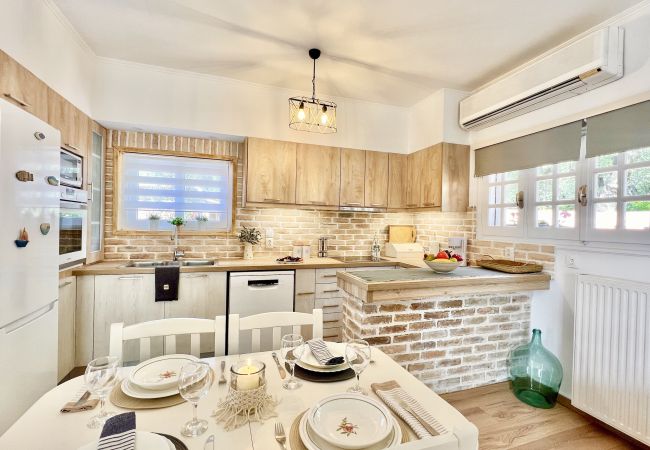 Villa in Spartylas - Luxury Villa Evmaria with private pool Villa in Spartylas - Luxury Villa Evmaria with private pool