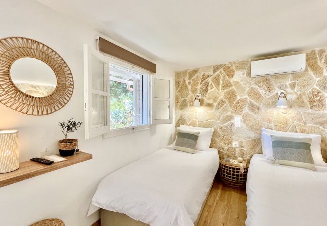 Villa in Spartylas - Luxury Villa Evmaria with private pool Villa in Spartylas - Luxury Villa Evmaria with private pool