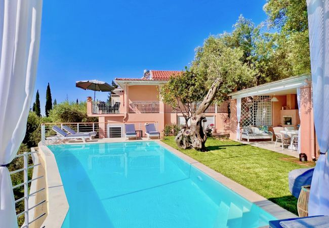 Villa in Spartylas - Luxury Villa Evmaria with private pool Villa in Spartylas - Luxury Villa Evmaria with private pool