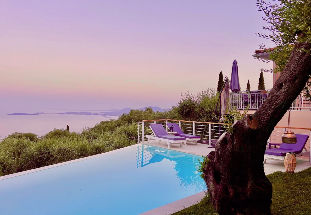 Villa in Spartylas - Luxury Villa Evmaria with private pool