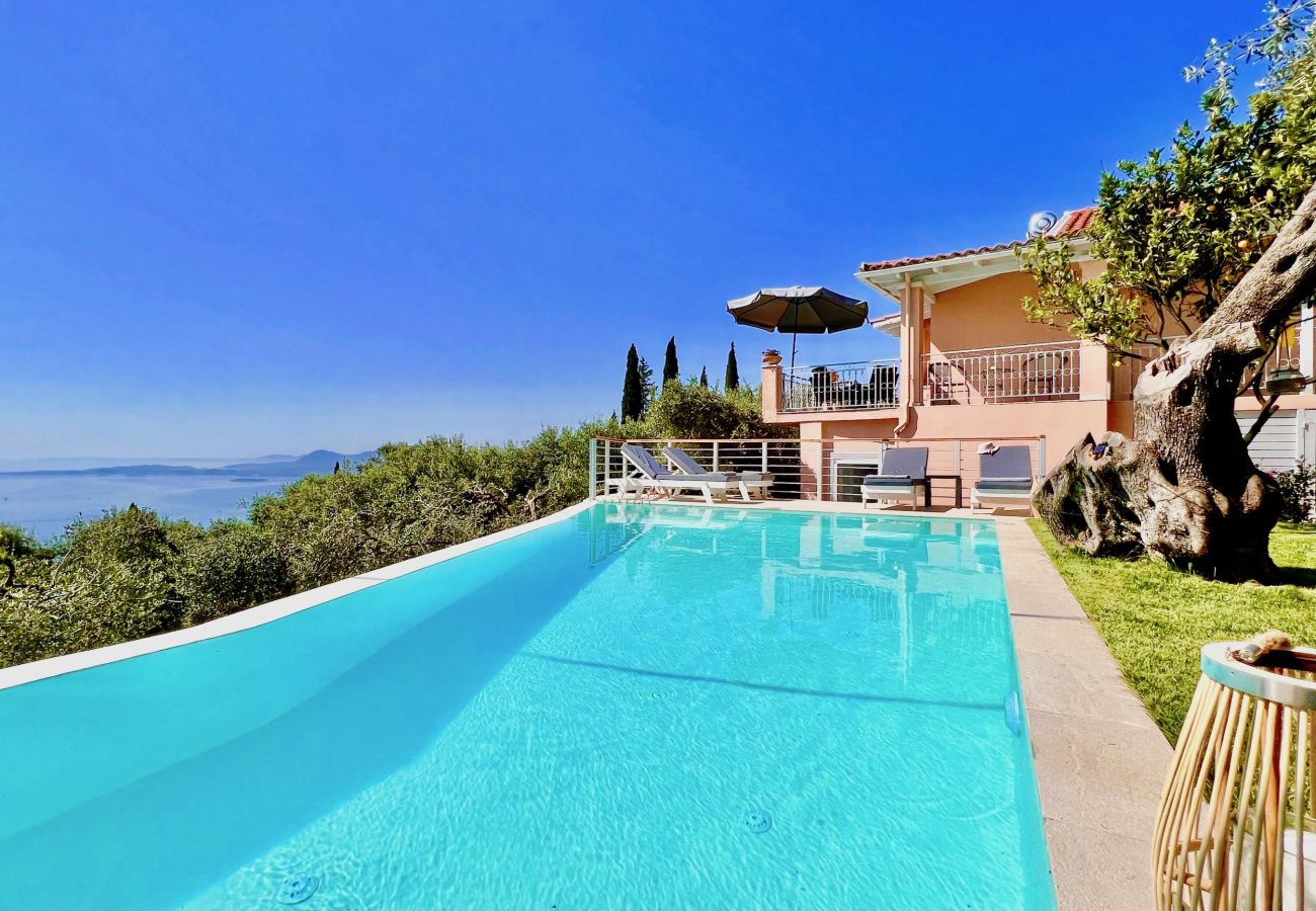 Villa in Spartylas - Luxury Villa Evmaria with private pool