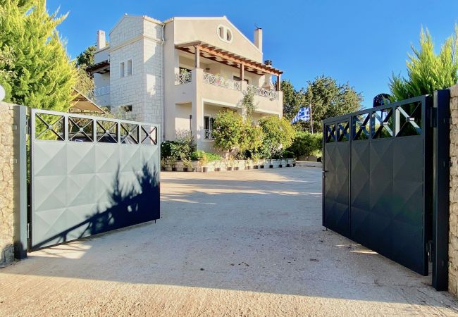 Villa in Acharavi - Beach Villa Heart House with private pool Villa in Acharavi - Beach Villa Heart House with private pool
