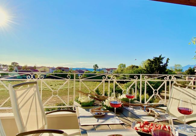 Villa in Acharavi - Beach Villa Heart House with private pool Villa in Acharavi - Beach Villa Heart House with private pool