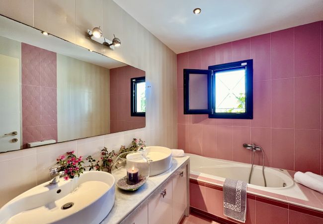 Villa in Acharavi - Beach Villa Heart House with private pool Villa in Acharavi - Beach Villa Heart House with private pool