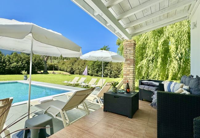 Villa in Velonades - Villa Rubina Sidari with private pool Villa in Velonades - Villa Rubina Sidari with private pool