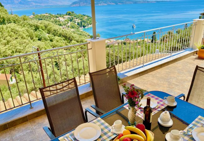 Villa in Vlachatika - Kalami Beach Villa with private heatable pool Villa in Vlachatika - Kalami Beach Villa with private heatable pool