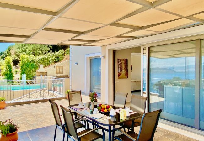 Villa in Vlachatika - Kalami Beach Villa with private heatable pool Villa in Vlachatika - Kalami Beach Villa with private heatable pool