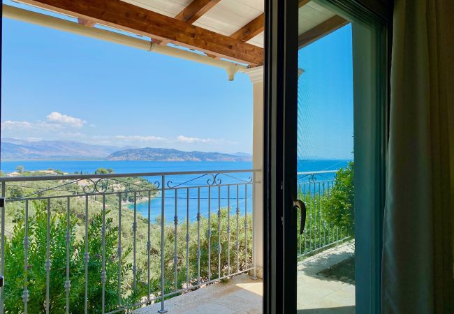 Villa in Vlachatika - Kalami Beach Villa with private heatable pool Villa in Vlachatika - Kalami Beach Villa with private heatable pool