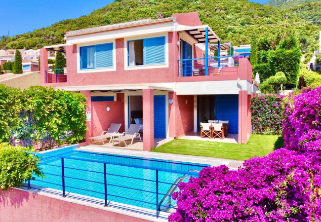 Villa in Barbati - Beach Villa Barbati Pelagos with private pool Villa in Barbati - Beach Villa Barbati Pelagos with private pool
