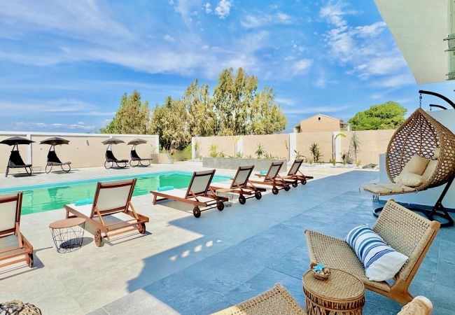 Villa in Agnos beach - Villa Doma with private pool Villa in Agnos beach - Villa Doma with private pool