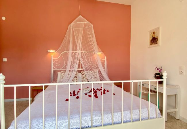 Villa in Agnos beach - Villa Doma with private pool Villa in Agnos beach - Villa Doma with private pool