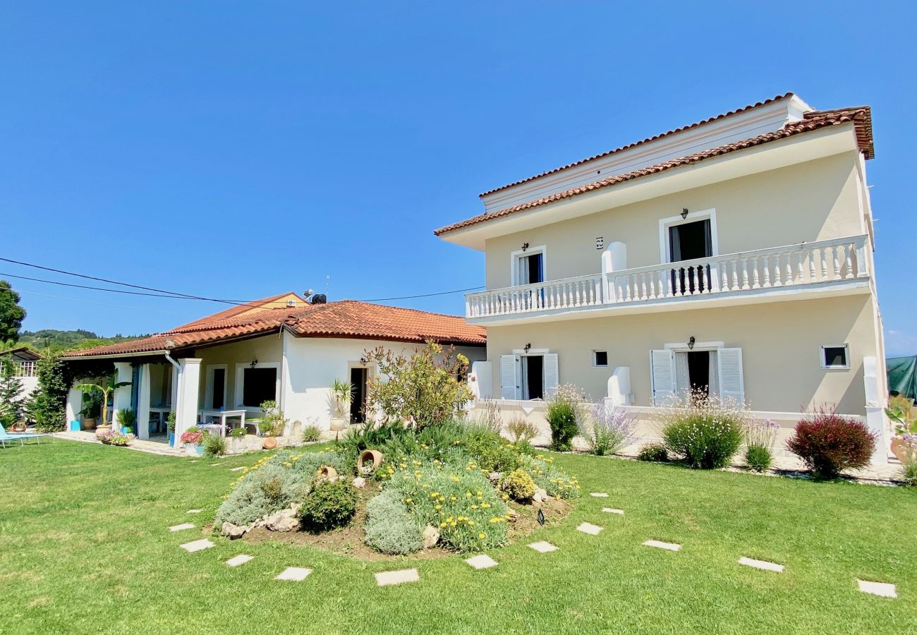 Villa in Agnos beach - Villa Doma with private pool