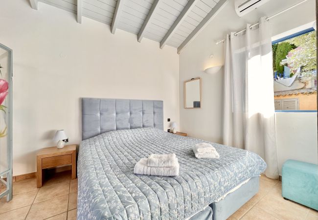 Villa in Barbati - Barbati Blu Beach House with pool Villa in Barbati - Barbati Blu Beach House with pool