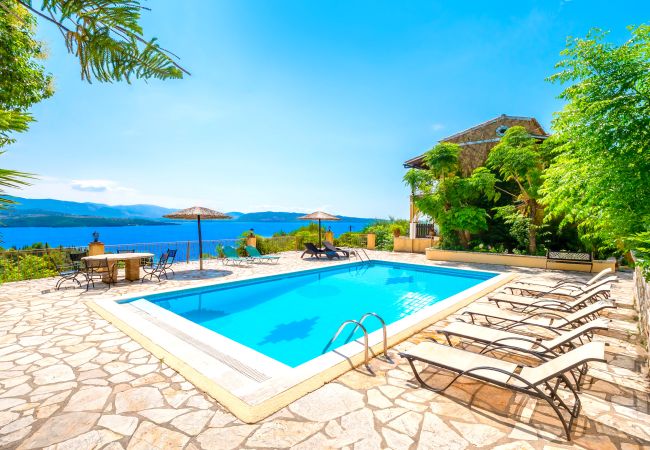 Villa in Agios Stefanos Kassiopi - Villa Varvara Kerasia with private pool Villa in Agios Stefanos Kassiopi - Villa Varvara Kerasia with private pool