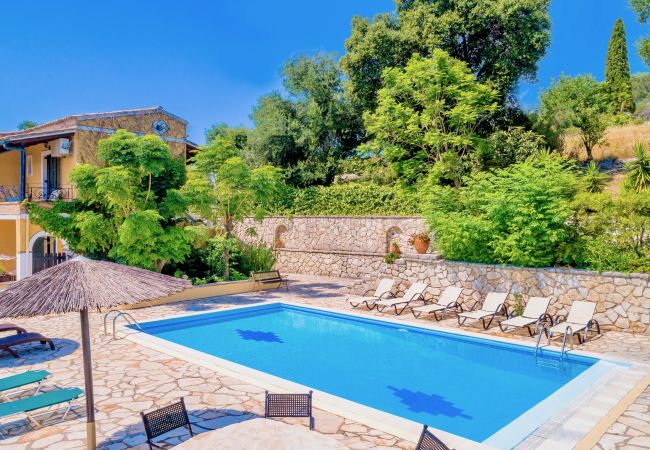 Villa in Agios Stefanos Kassiopi - Villa Varvara Kerasia with private pool Villa in Agios Stefanos Kassiopi - Villa Varvara Kerasia with private pool