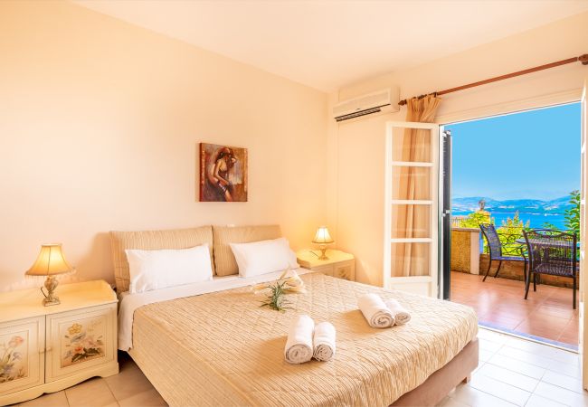 Villa in Agios Stefanos Kassiopi - Villa Varvara Kerasia with private pool Villa in Agios Stefanos Kassiopi - Villa Varvara Kerasia with private pool