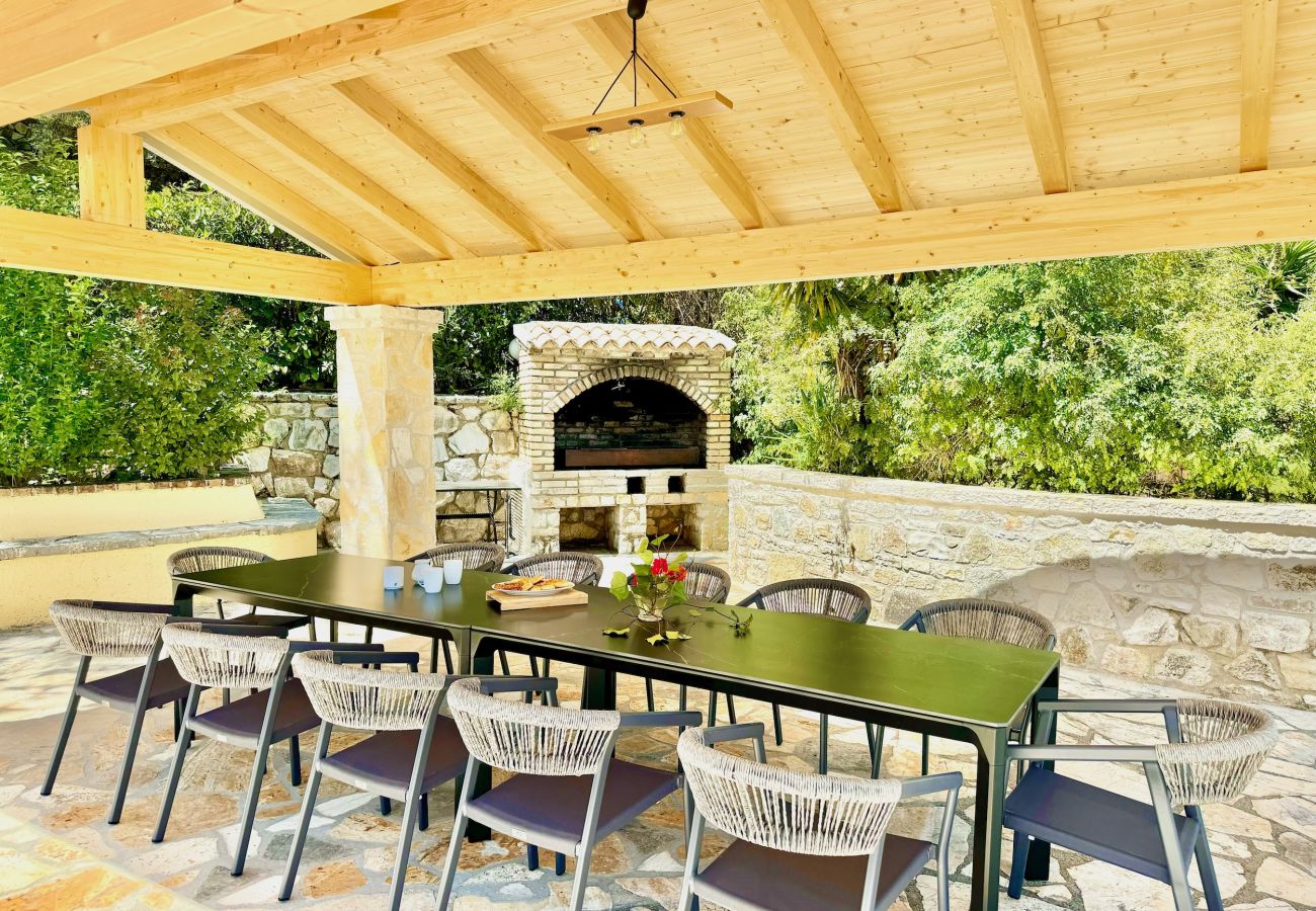 Villa in Agios Stefanos Kassiopi - Villa Varvara Kerasia with private pool