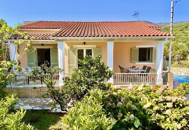 Villa in Kassiopi - Villa Olga Kassiopi with private pool Villa in Kassiopi - Villa Olga Kassiopi with private pool