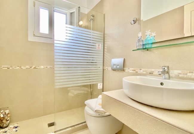 Villa in Kassiopi - Villa Olga Kassiopi with private pool Villa in Kassiopi - Villa Olga Kassiopi with private pool