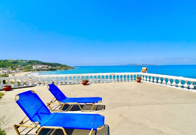 Villa in Ag. Stefanos - Beachfront Villa Bellevue Villa in Ag. Stefanos - Beachfront Villa Bellevue