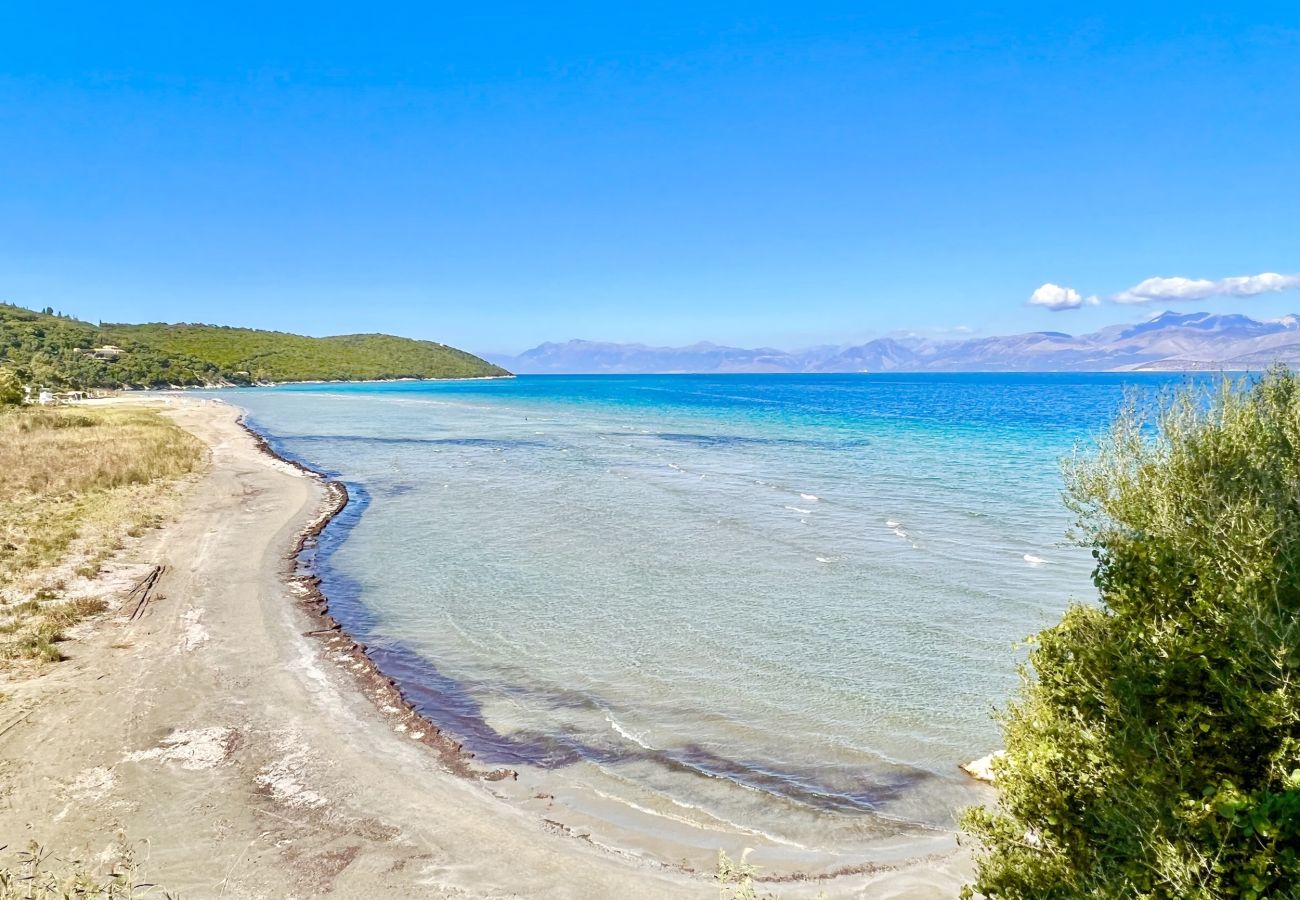 Villa in Kassiopi - Apraos Beachfront Studio