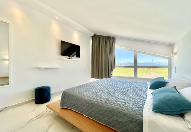 Villa in Agnos beach - Danune Luxury Beachfront Villa with private pool Villa in Agnos beach - Danune Luxury Beachfront Villa with private pool