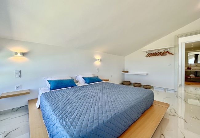 Villa in Agnos beach - Danune Luxury Beachfront Villa with private pool Villa in Agnos beach - Danune Luxury Beachfront Villa with private pool