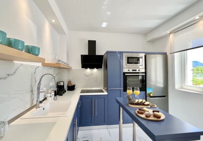 Villa in Agnos beach - Danune Luxury Beachfront Villa with private pool Villa in Agnos beach - Danune Luxury Beachfront Villa with private pool