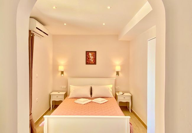 Apartment in Nissaki - Nissaki Cyclamen Luxury Apartment Apartment in Nissaki - Nissaki Cyclamen Luxury Apartment
