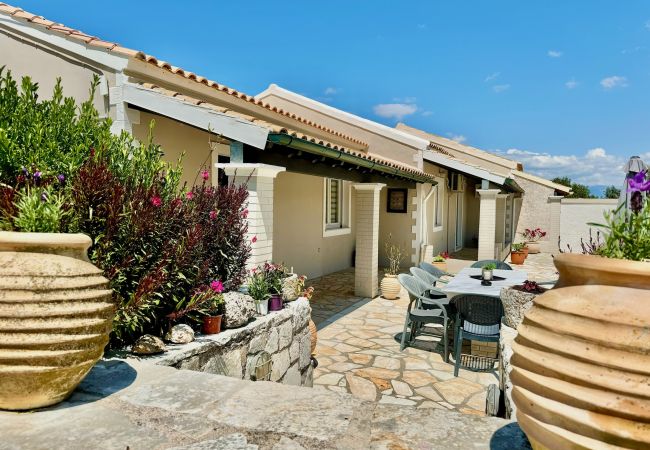 Villa in Agios Stefanos Kassiopi - Villa Kessar St. Stephanos with private pool Villa in Agios Stefanos Kassiopi - Villa Kessar St. Stephanos with private pool