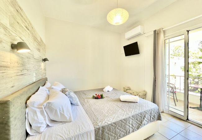Villa in Kassiopi - Villa Trousas Kassiopi with private pool Villa in Kassiopi - Villa Trousas Kassiopi with private pool