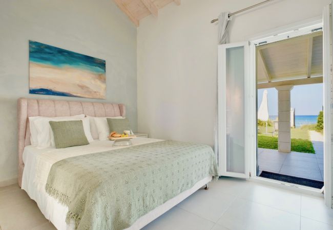 Villa in Acharavi - Beachfront Villa Stato Da Mar Grande Villa in Acharavi - Beachfront Villa Stato Da Mar Grande