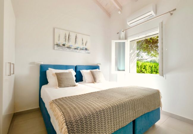 Villa in Acharavi - Beachfront Villa Stato Da Mar Grande Villa in Acharavi - Beachfront Villa Stato Da Mar Grande